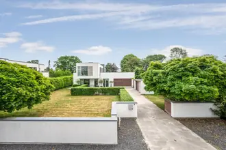Villa på Strandmarksvej 9, 8240 Risskov