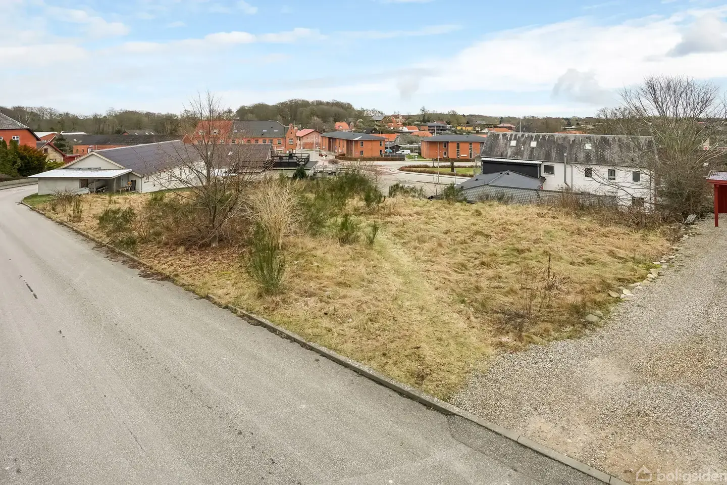 Helårsgrund på Møllebakken 3, 8763 Rask Mølle