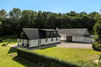 Landejendom på Svanholmsmindevej 43, Svanfolk, 9574 Bælum