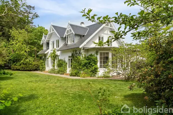 Villa på Rådhusvej 27, 2920 Charlottenlund