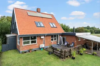 Villa på Vejlevej 17, Vesterby, 7130 Juelsminde
