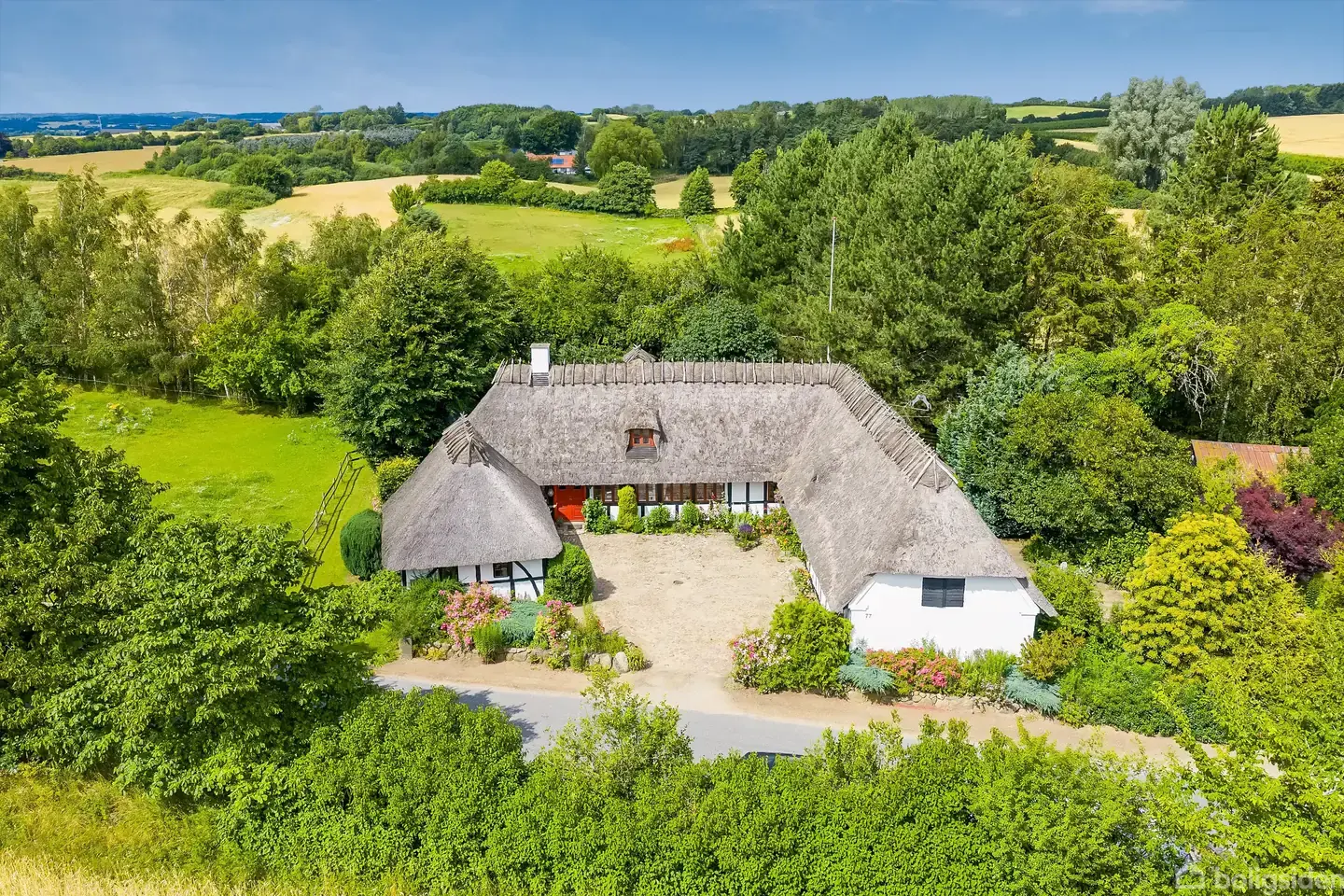 Landejendom på Strandbyvej 77, 5683 Haarby
