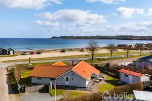 Fritidsbolig på Bækvej 1, 6310 Broager