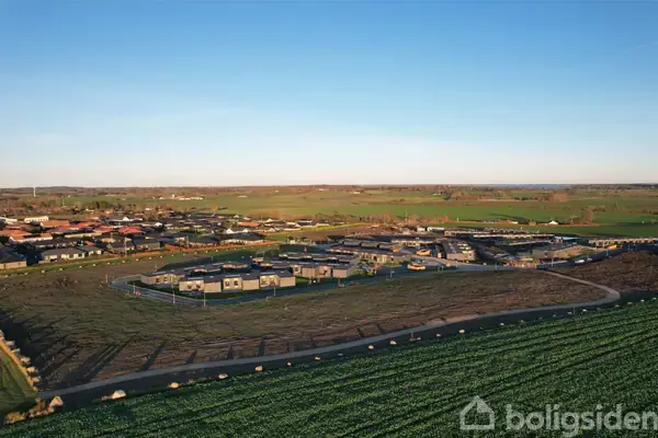 Helårsgrund på Melspjældet 6, 4070 Kirke Hyllinge