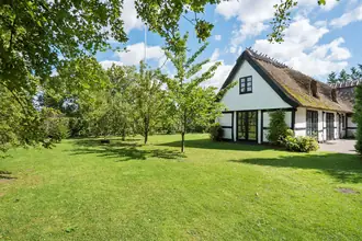 Villa på Faxevej 60, 4654 Faxe Ladeplads