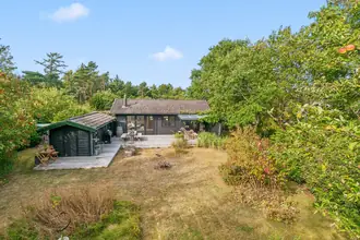 Fritidshus på Strandgårdsvej 28, Rågeleje, 3210 Vejby