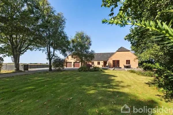 Villa på Præstevej 10, 7600 Struer