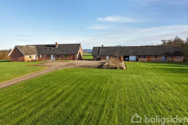 Landejendom på Rusengvej 7, 7870 Roslev