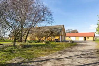 Landejendom på V Starengvej 364, 9700 Brønderslev