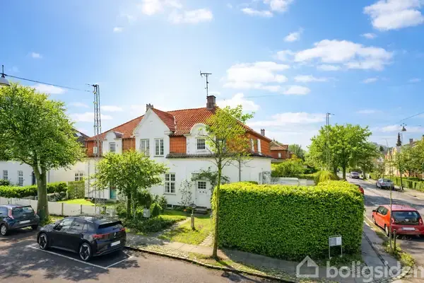 Villalejlighed på Folkets Alle 43, st., 2000 Frederiksberg
