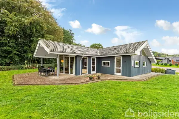 Fritidsbolig på Rugmarken 6, 6093 Sjølund