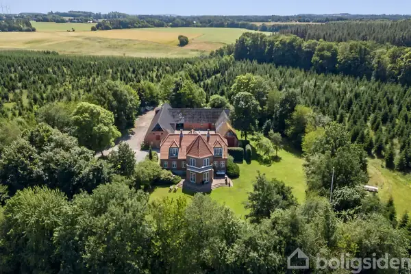Landejendom på Baunegårdsvej 5, 8881 Thorsø