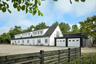 Villa på Anneksvej 23A & 23B 23A, Fabjerg, 7620