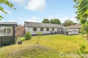 Villa på L.P. Bechs Vej 12, 8240 Risskov