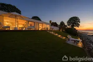 Villa på Nordre Strandvej 158, 3140 Ålsgårde