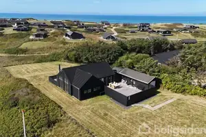 Fritidsbolig på Rønnevej 6, 9480 Løkken
