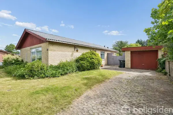 Villa på Præstegaardsvej 13, 9480 Løkken