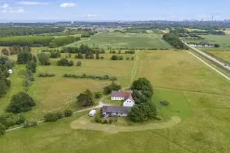 Landejendom på Lienvej 28, Elling, 9900 Frederikshavn