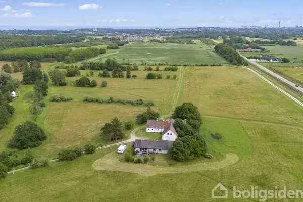 Landejendom på Lienvej 28, 9900 Frederikshavn