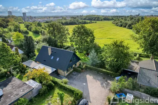Villa på Digterparken 26, 2750 Ballerup