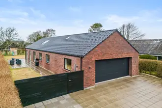 Villa på Falkevej 11, 9700 Brønderslev