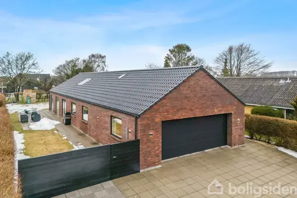 Villa på Falkevej 11, 9700 Brønderslev