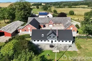 Landejendom på Mejlbyvej 139, 9610 Nørager