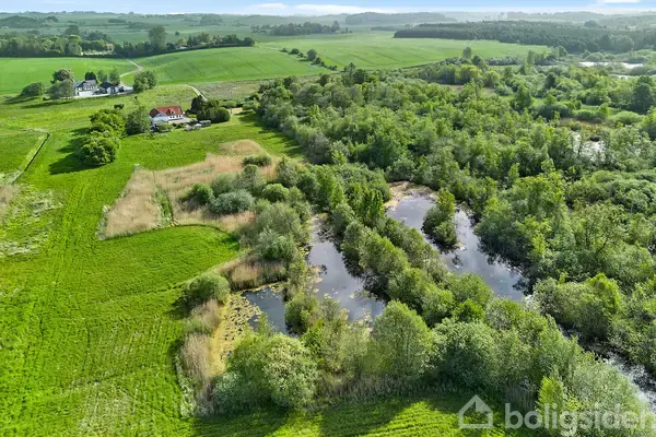 Landejendom på Sattrupvej 13, 8752 Østbirk