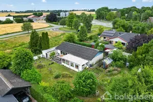 Villa på Irisvænget 3, 4330 Hvalsø