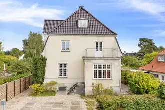 Villa på Hovmarksvej 42, 2920 Charlottenlund