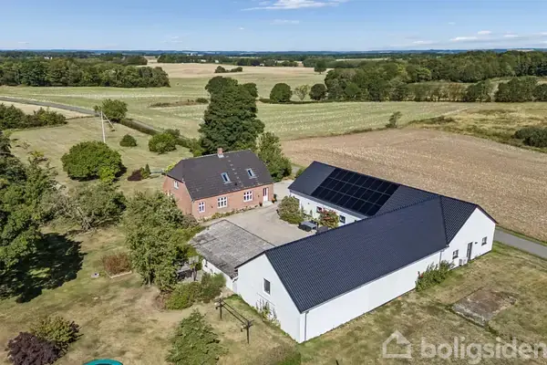 Landejendom på Horstvedvej 14, 8560 Kolind