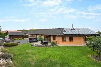 Villa på Stenildhøjvej 61, 9600 Aars