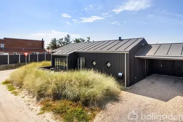 Villa på Marehalmen 16, 9480 Løkken