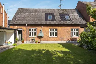 Villa på Hovedgaden 32, 4140 Borup