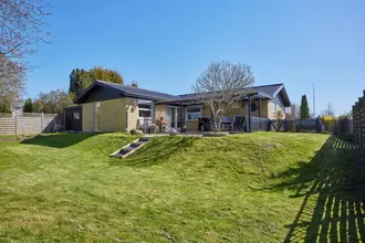 Villa på Skovgårdsvænget 184, 8310 Tranbjerg J