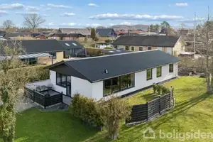 Villa på Ahornvej 5, 8963 Auning