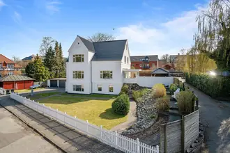 Villa på Kochsvej 9, 9800