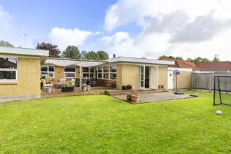 Villa på Lundekærsvej 50, Bellinge, 5250 Odense SV