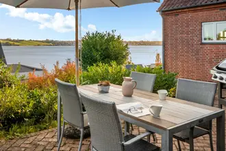 Villa på Fjordvej 85, Strandhuse, 6000 Kolding