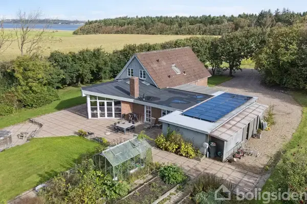 Landejendom på Sennels Hede 1A, 7700 Thisted