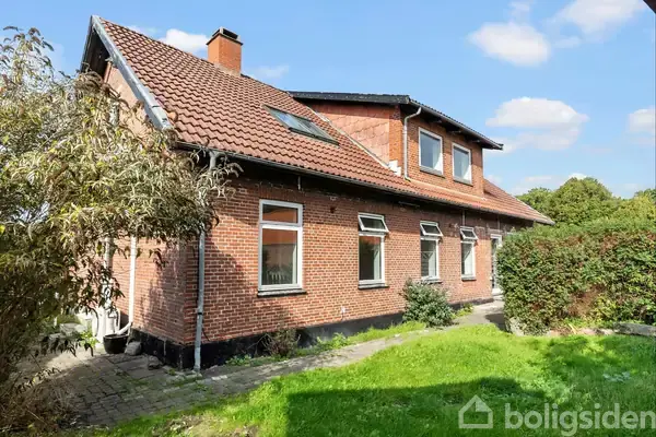 Villa på Postvej 1, 4654 Faxe Ladeplads