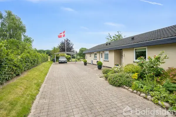 Landejendom på Elleholmvej 26, 5250 Odense SV