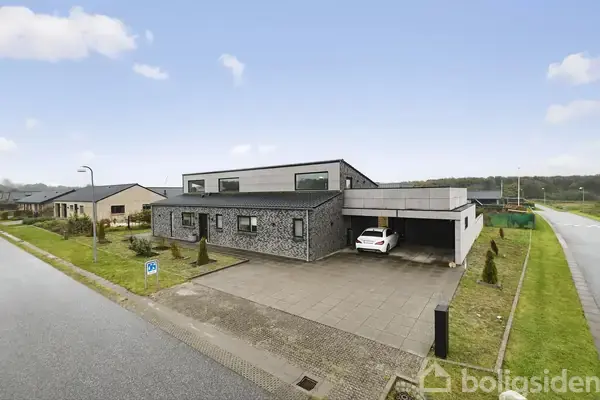 Familievenlig villa på rolig beliggenhed i Sønderris