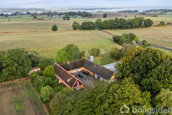 Landejendom på Venslev Huse 3, 4050 Skibby