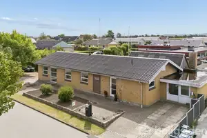 Villa på Niels Bugges Vej 11, 9240 Nibe