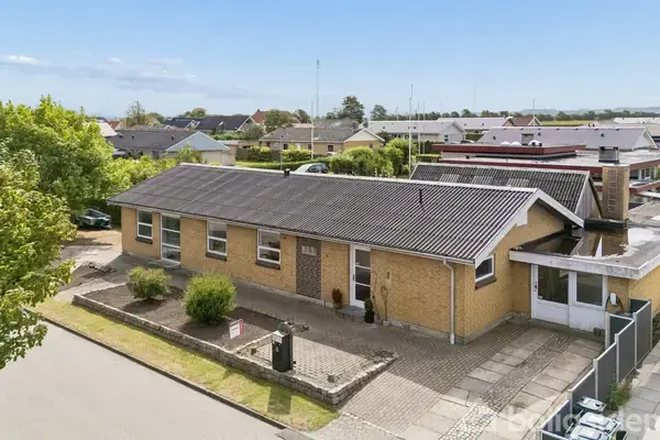Villa på Niels Bugges Vej 11, 9240 Nibe