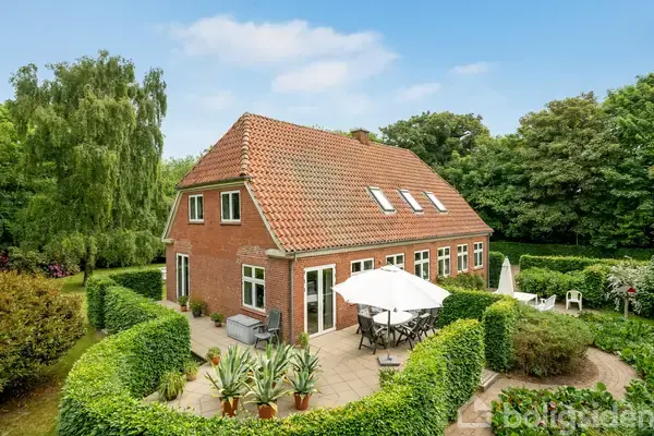 Villa på Høgsbrovej 72, 6760 Ribe