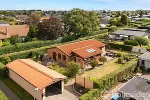 Villa på Hindøvænget 24, 8381 Tilst