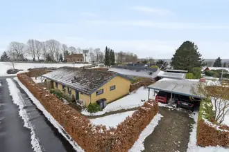 Villa på Runebakken 10, 3540 Lynge