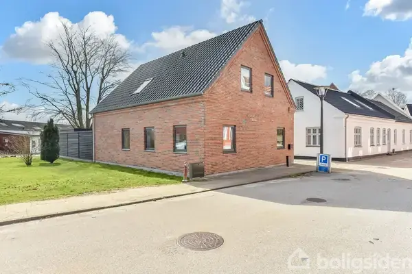 Villa på Østergade 28, 7323 Give
